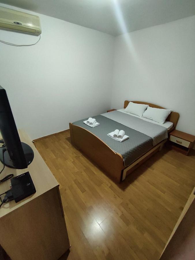 Apartmani Bellami Bečići Exteriör bild