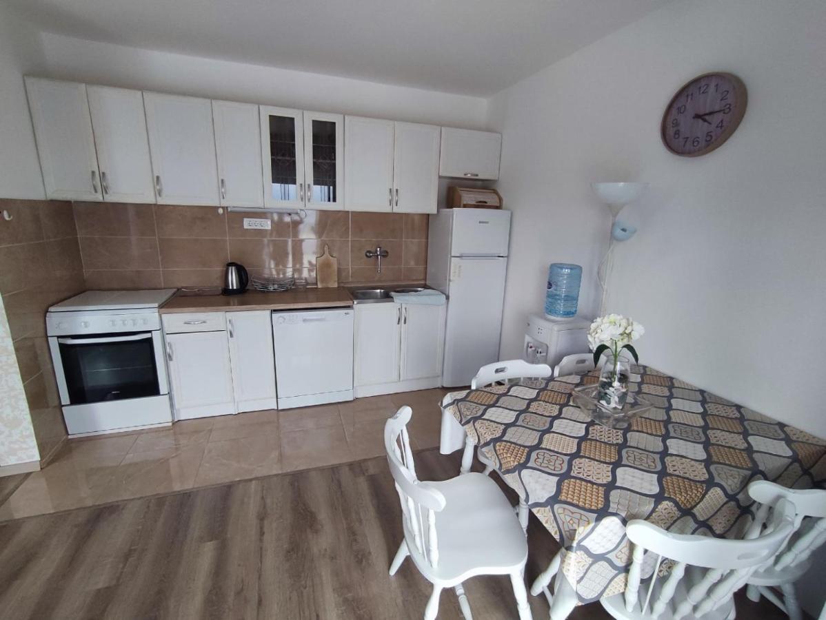 Apartmani Bellami Bečići Exteriör bild